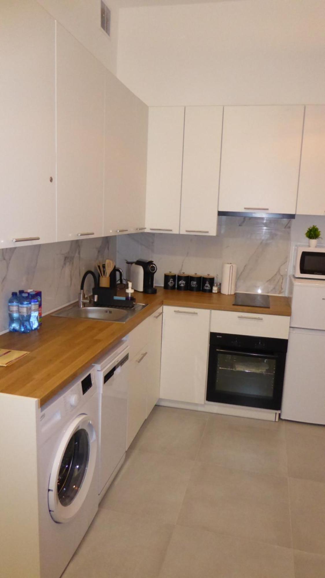 Apartament Love On 5 - Milosc Na 5 Legnica Bagian luar foto