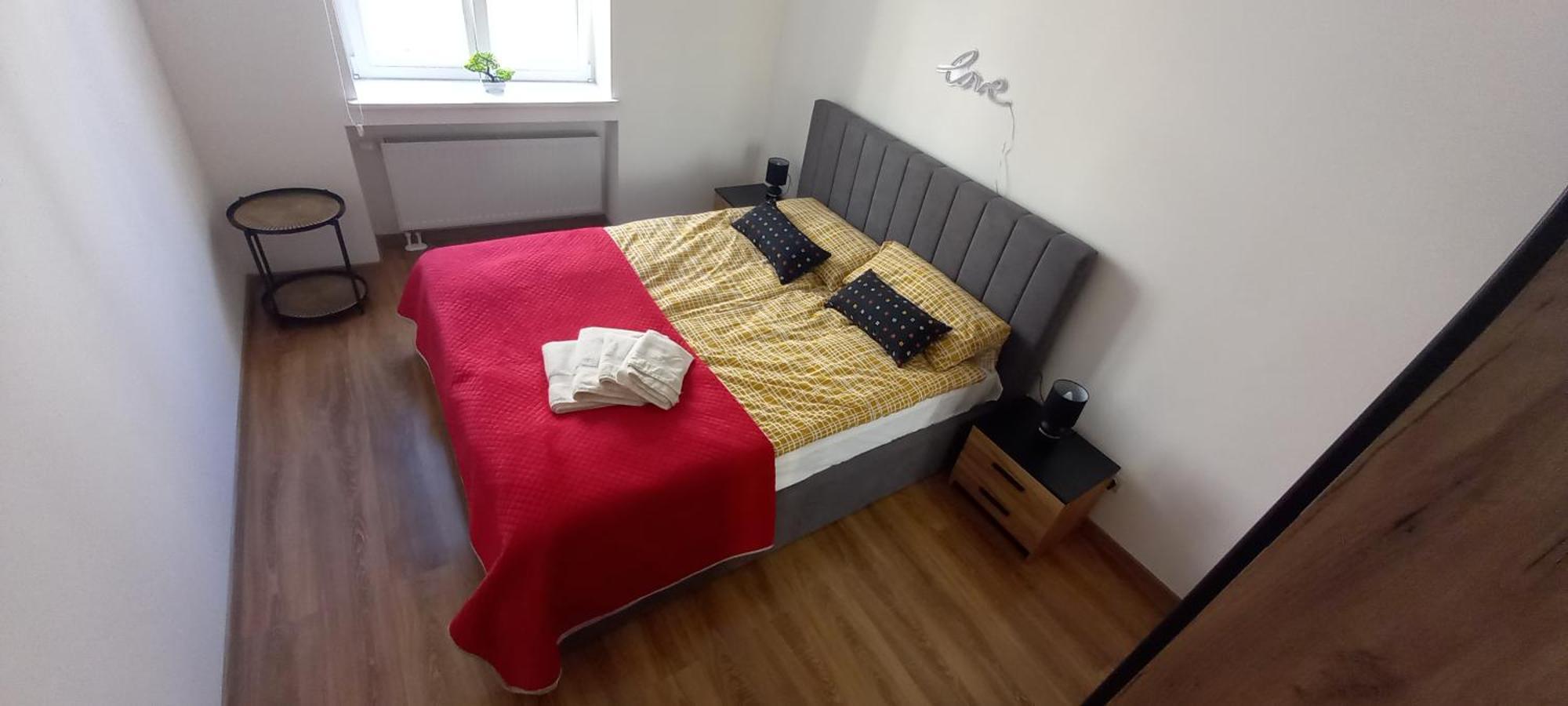 Apartament Love On 5 - Milosc Na 5 Legnica Bagian luar foto