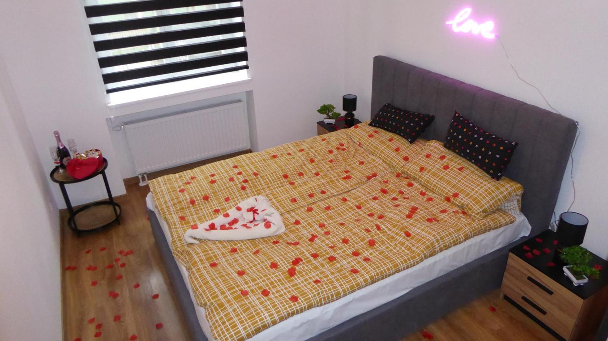 Apartament Love On 5 - Milosc Na 5 Legnica Bagian luar foto