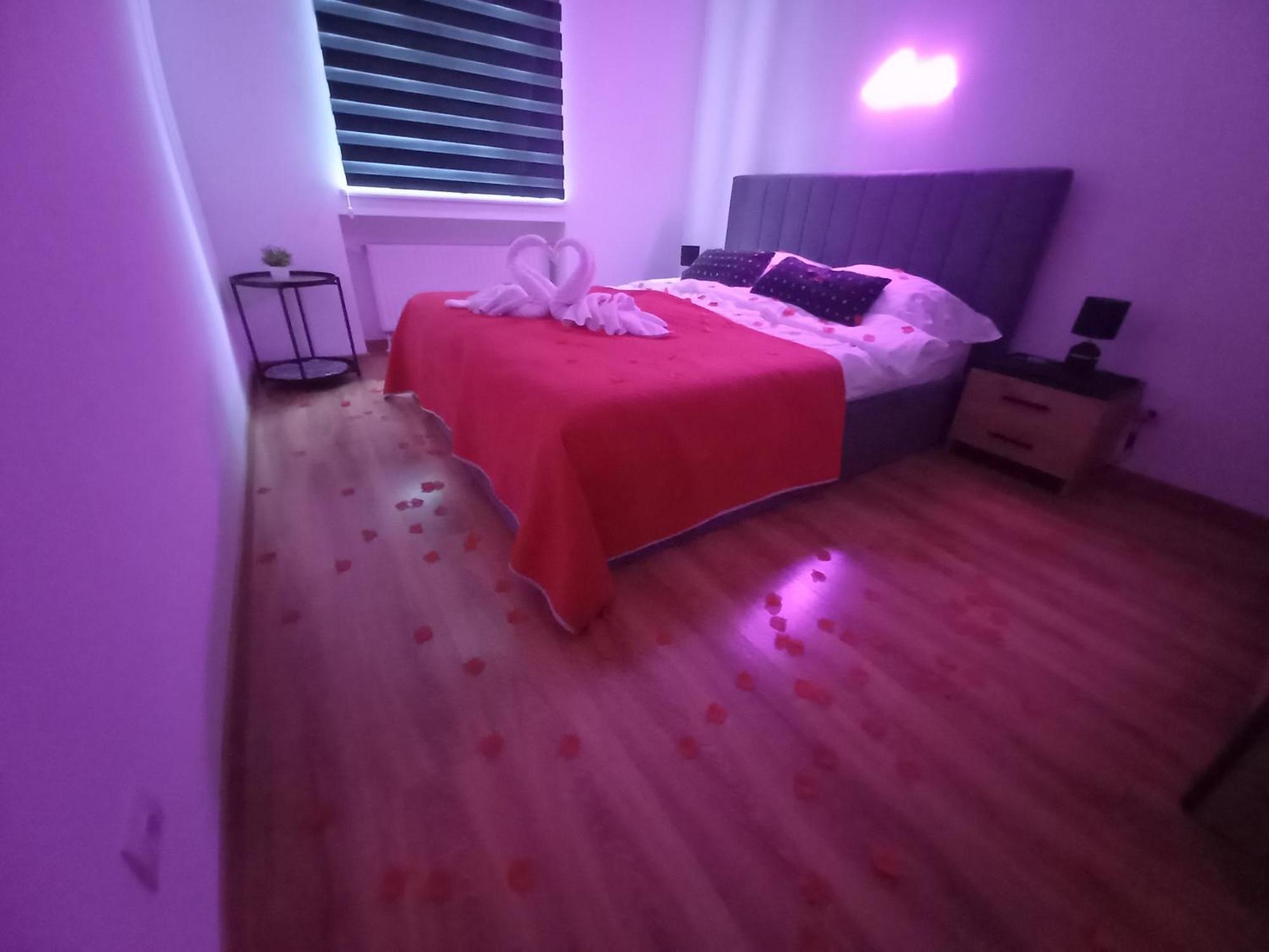Apartament Love On 5 - Milosc Na 5 Legnica Bagian luar foto